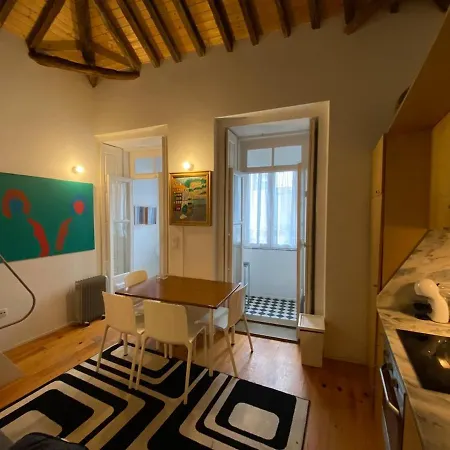 Apartment Downtown Almada Garden By Luxistay *